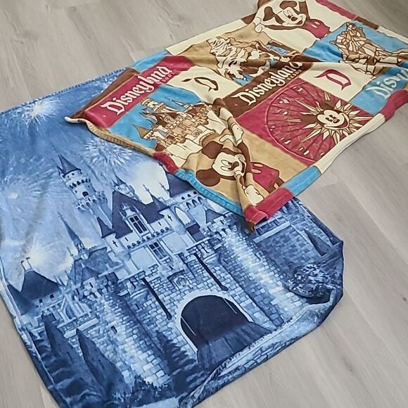 Disney Resort bundle of 2 Blankets throw Blue Brown Crafters lot FLAWED set soft - Picture 1 of 6